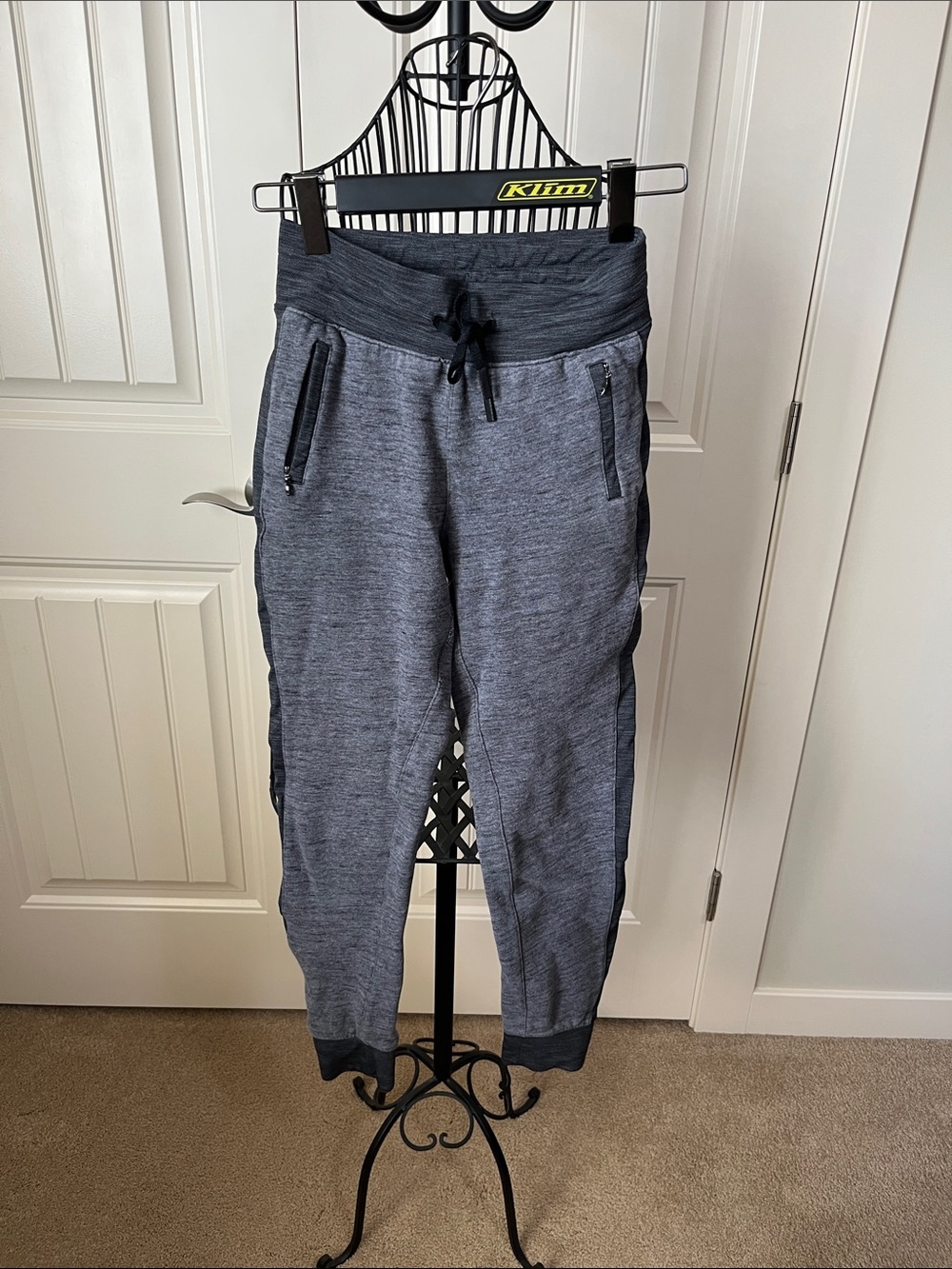 lululemon athletica Heathered Gray Women's Jogger Track Pants